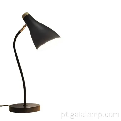 Lâmpada de mesa de LED ergonômica com tecnologia de cuidados com os olhos